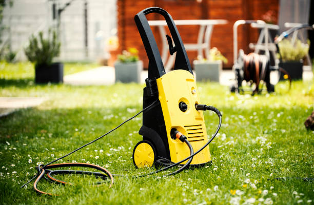 Professional Pressure Washing Services in Town And Country, MO